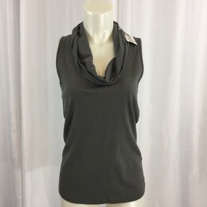 Three Dot Sleeveless Woman’s Top Size L
